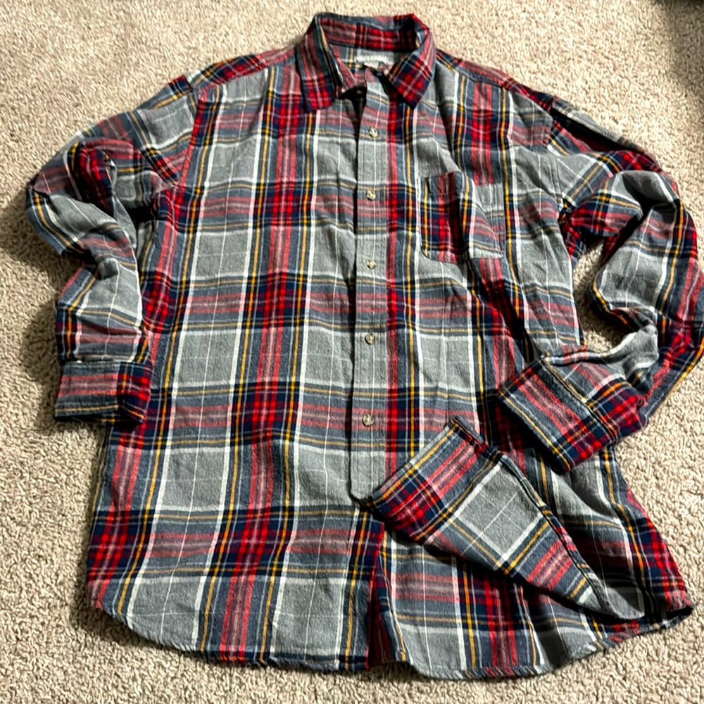 Men’s Soft Flannel Button Up - Size L
